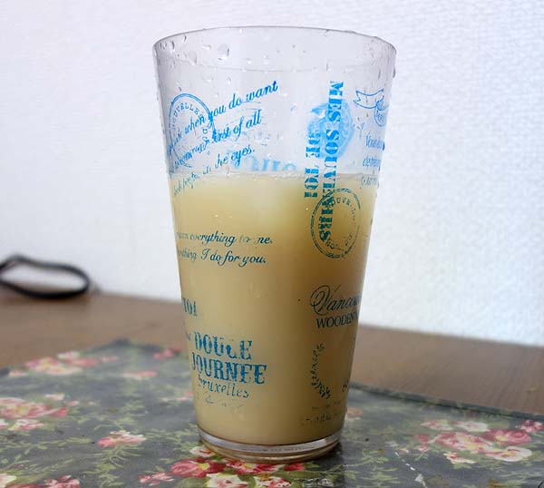 北海道限定乳酸菌飲料「ソフトカツゲン」ってどんな味なん？（明治ミルク）