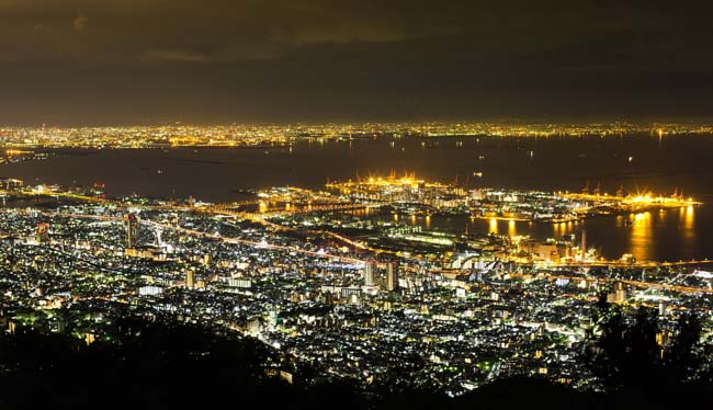海と山に囲まれた大都会は非常に綺麗です「神戸」での貧乏セミリタイア移住について考えてみる