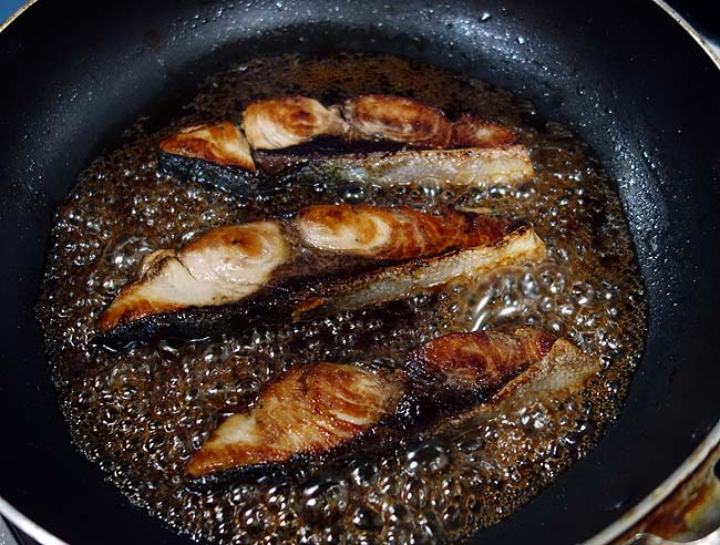 この魚は北海道よりも本州で買う方が絶対に旨い・・・「ぶりの照り焼き」