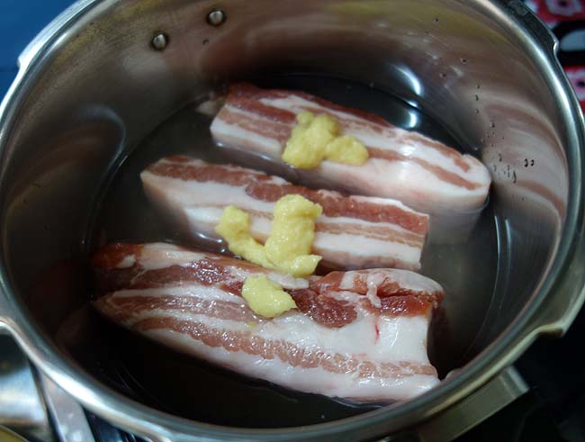 前回失敗した圧力鍋を使った「豚角煮」・・・今回はトロトロ絶妙な味付けでした♪