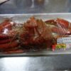 超特大サイズのズワイガニが半額790円！！北海道に来て初めてこの蟹を食べたわ