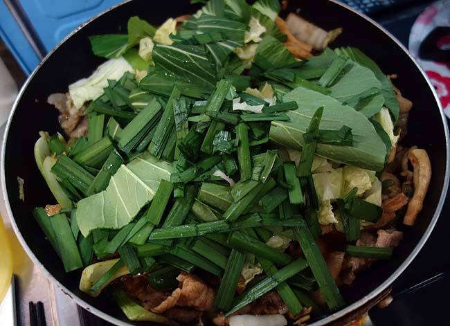 冷蔵庫の野菜を一掃！そんな時は中華炒めが便利！「豚肉と野菜の中華味噌炒め」